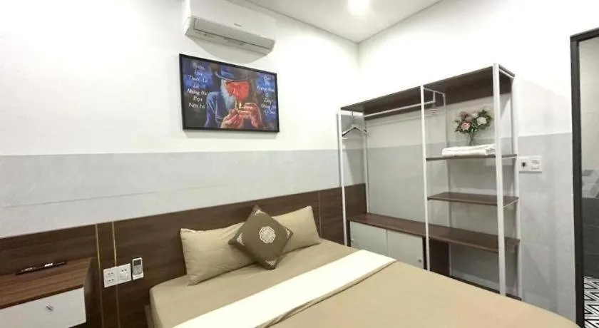 Oyo 1193 Huynh Gia Hotel Danang 3*,